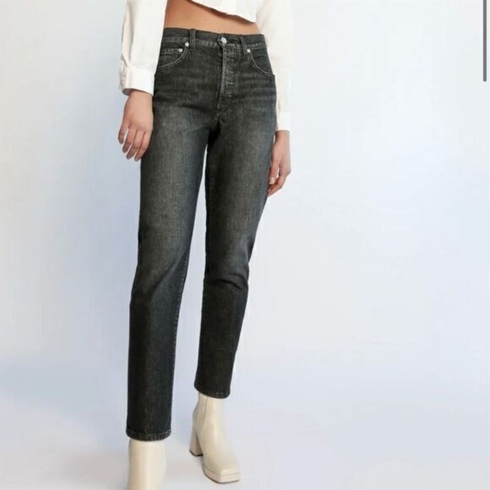 NWT Daily Blue Women's Boost Straight Jeans Black Size 26‎ Denim Casual